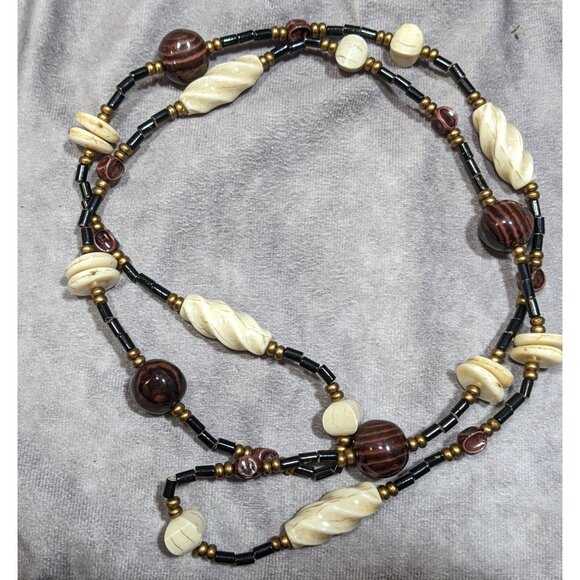 Vintage Chunky Brown Cream And Black Beaded Necklace - Picture 4 of 4